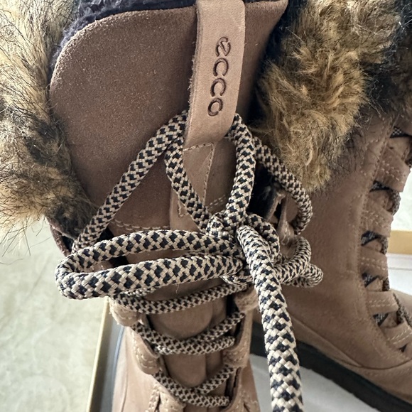 Ecco Hydromax Winter Boots -8 - Picture 6 of 8